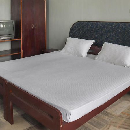 Spot On 49477 Hotel Galaxy Dimāpur Kültér fotó